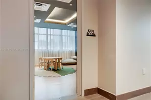 159 NE 6th St, Miami, FL 33132 - Photo 29