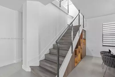 10023 NW 89th Ter, Doral, FL 33178 - Photo 9