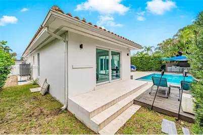 1080 NE 104th St, Miami Shores, FL 33138 - Photo 47