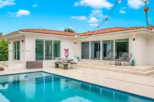 1080 NE 104th St, Miami Shores, FL 33138 - Photo 5