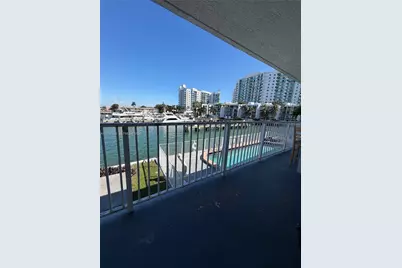 7917 West Dr #19, North Bay Village, FL 33141 - Photo 3