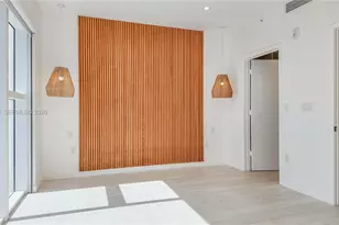 455 NE 39th St, Miami, FL 33137 - Photo 9