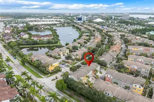 447 Corte Madera Ln, West Palm Beach, FL 33401 - Photo 33