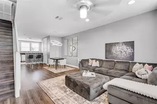 447 Corte Madera Ln, West Palm Beach, FL 33401 - Photo 7