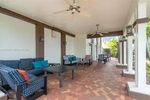 447 Corte Madera Ln, West Palm Beach, FL 33401 - Photo 27