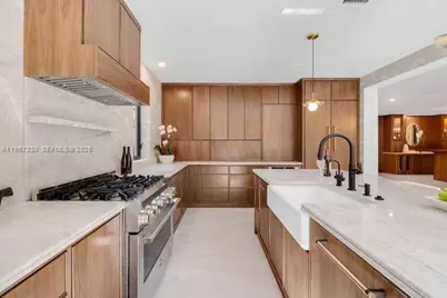 2330 Overbrook St, Coconut Grove, FL 33133 - Photo 25