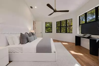 2330 Overbrook St, Coconut Grove, FL 33133 - Photo 51