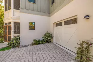 2330 Overbrook St, Coconut Grove, FL 33133 - Photo 5