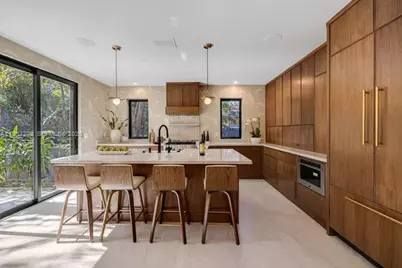 2330 Overbrook St, Coconut Grove, FL 33133 - Photo 23