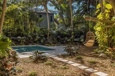 2330 Overbrook St, Coconut Grove, FL 33133 - Photo 35