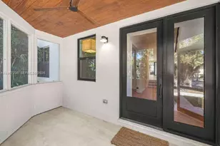 2330 Overbrook St, Coconut Grove, FL 33133 - Photo 7