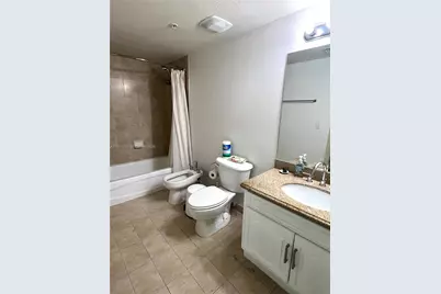 4242 NW 2nd St #1105, Miami, FL 33126 - Photo 11