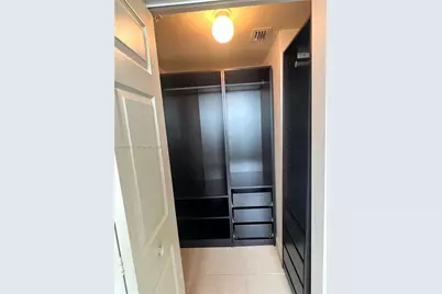 4242 NW 2nd St #1105, Miami, FL 33126 - Photo 13
