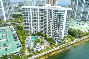 3600 Mystic Pointe Dr, Aventura, FL 33180 - Photo 23