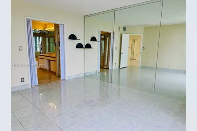 3600 Mystic Pointe Dr #1117, Aventura, FL 33180 - Photo 7