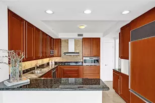 20201 E Country Club Dr, Aventura, FL 33180 - Photo 21