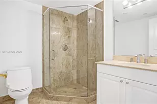 20201 E Country Club Dr, Aventura, FL 33180 - Photo 39