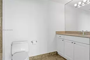 20201 E Country Club Dr, Aventura, FL 33180 - Photo 41