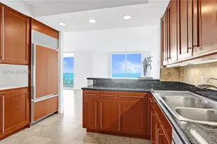 20201 E Country Club Dr, Aventura, FL 33180 - Photo 23