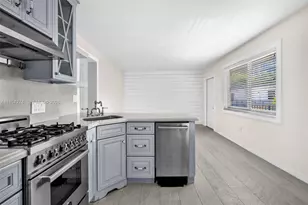 3265 Virginia St, Miami, FL 33133 - Photo 9