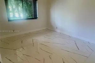 403 Lakeview Dr, Weston, FL 33326 - Photo 13