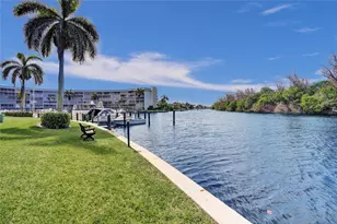 1301 E Hillsboro Blvd, Deerfield Beach, FL 33441 - Photo 31