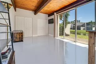 10462 SW 78th St, Miami, FL 33173 - Photo 11