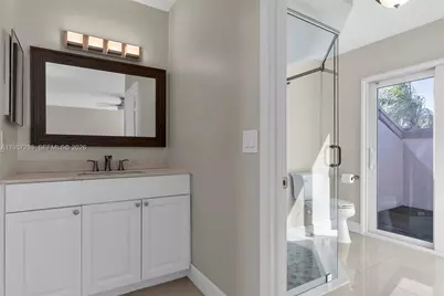 6768 Canary Palm Cir, Boca Raton, FL 33433 - Photo 29