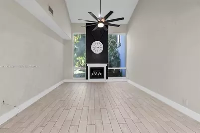 6768 Canary Palm Cir, Boca Raton, FL 33433 - Photo 11
