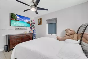 905 Atlantic Ave, Opa-Locka, FL 33054 - Photo 13