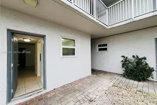 2040 NW 89th Ave, Pembroke Pines, FL 33028 - Photo 1