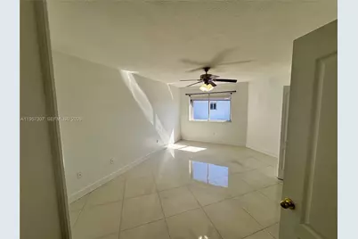 8330 NW 10th St #10I, Miami, FL 33126 - Photo 27