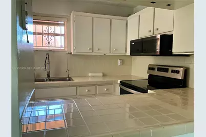 1910 W 56th St #3302, Hialeah, FL 33012 - Photo 7