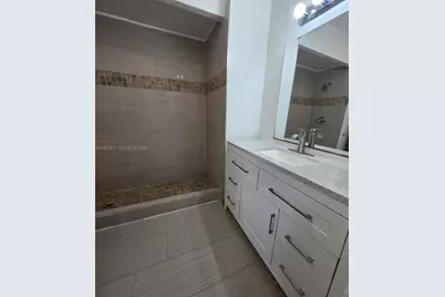 2424 SE 17th Cswy #110B, Fort Lauderdale, FL 33316 - Photo 9