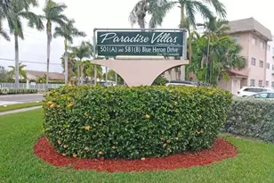 581 Blue Heron Dr, Hallandale Beach, FL 33009 - Photo 23