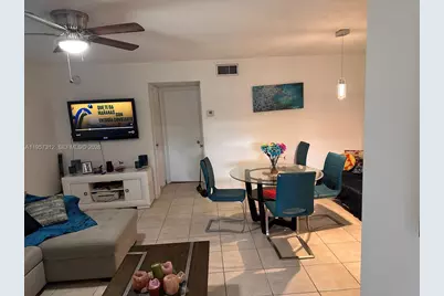 581 Blue Heron Dr #107-B, Hallandale Beach, FL 33009 - Photo 15