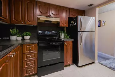 3800 S Ocean Dr #409, Hollywood, FL 33019 - Photo 11