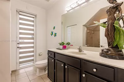 17063 SW 91st St, Miami, FL 33196 - Photo 7