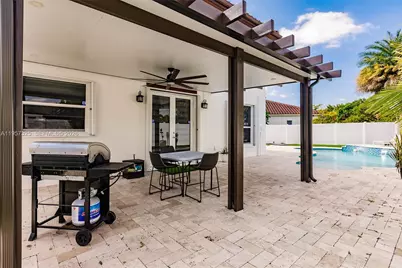 17063 SW 91st St, Miami, FL 33196 - Photo 39