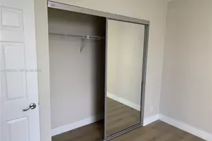 20335 W Country Club Dr, Aventura, FL 33180 - Photo 21