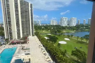 20335 W Country Club Dr, Aventura, FL 33180 - Photo 9