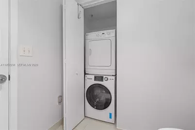 3250 NE 1st Ave #917, Miami, FL 33137 - Photo 9