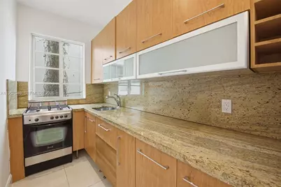 [Address not provided], Miami Beach, FL 33139 - Photo 3