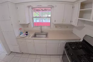 14931 NE 7th Ct, Miami, FL 33161 - Photo 21