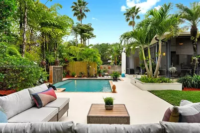 62 NE 110th St, Miami Shores, FL 33161 - Photo 15