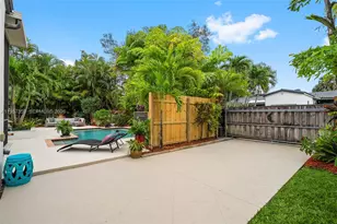 62 NE 110th St, Miami Shores, FL 33161 - Photo 17