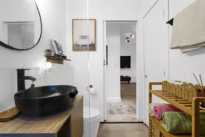 274 NW 43rd St, Miami, FL 33127 - Photo 15