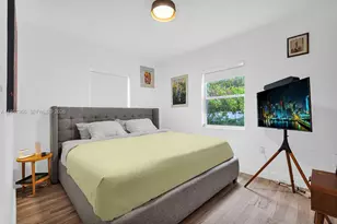 274 NW 43rd St, Miami, FL 33127 - Photo 9