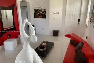 7586 NW 113th Path, Doral, FL 33178 - Photo 7