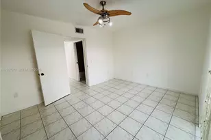 6992 NW 166 Terrace, Miami Lakes, FL 33014 - Photo 11